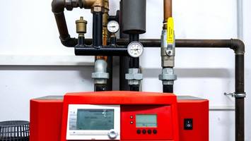 trotz klimazielen: wo der hamburger senat weiter gasheizungen einbauen lässt