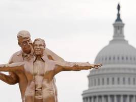 Satire: Wer ist Rose und wer ist Jack?