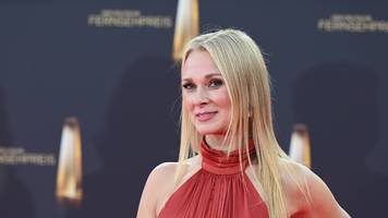 Zum Niederknien: Sky-Moderatorin Britta Hofmann haut Fans im Leder-Look um