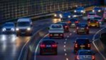 Arbeitsmarkt: Zahl der Pendler in Sachsen-Anhalt leicht gesunken