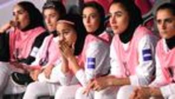 Iranische Nationalmannschaft: Fünfte iranische Fußballerin zieht Asylgesuch in Australien zurück