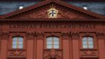 köpfe im wahlkampf: die spitzenkandidaten bei der landtagwahl in rheinland-pfalz