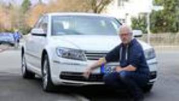 Langsame Verwaltung: Um Auto anzumelden: Lehrer mietet neue Wohnung