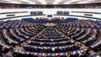 EU-Parlament: CSU fordert Aufklärung zur Chatgruppe zwischen AfD und EVP