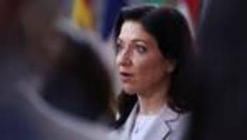 Energiekosten: Wirtschaftsministerin Reiche lehnt Preisdeckel für Öl und Benzin ab