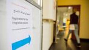 Integrationskurse für Asylbewerber: Linke kritisiert Ende von Kursen und Abschottungspolitik