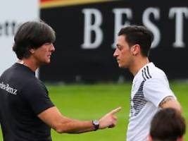 Wut-Rücktritt aus DFB-Team: Warum Joachim Löw nie gelesen hat, was Mesut Özil geschrieben hat