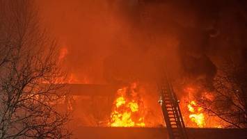 ehemalige kita im märkischen viertel brennt lichterloh