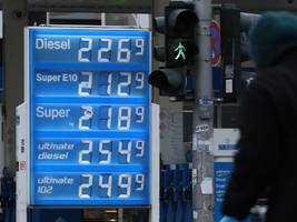 Fragen und Antworten zur Benzinkrise: Bitte vormittags tanken