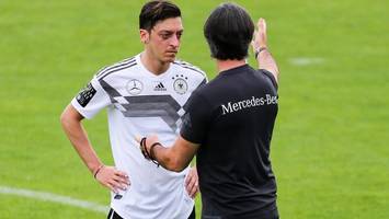 „nie gelesen“: warum löw die rücktritts-erklärung von mesut Özil ignoriert hat