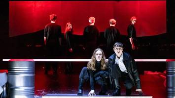 „Der Überläufer“ an Hamburger Kammerspielen: Soldat zwischen Pflicht und Angst