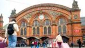 Festnahme am Hauptbahnhof: Versuchte Vergewaltigung auf Zugklo? Verdächtiger in U-Haft