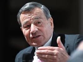 vater geht es gut: wolfgang grupp kehrt zurück ins trigema-büro