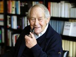 Verstehen statt Verdammen: Siegfried Lenz verblüfft mit Brisanz und Aktualität