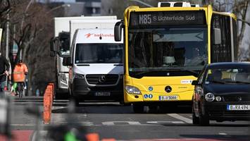 falschparker auf busspur: „ignoranz gegenüber der allgemeinheit“