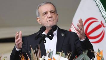 Irans Präsident Peseschkian: Muss er nun um sein Leben fürchten?