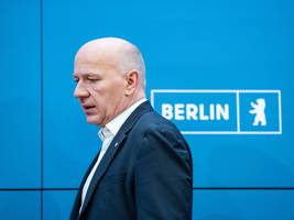 berlin: vorwurf der vorsätzlichen täuschung gegen kai wegner