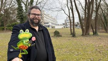 Mehr Natur in die Stadt: Studenten pflanzen eine Waldinsel an der HAW