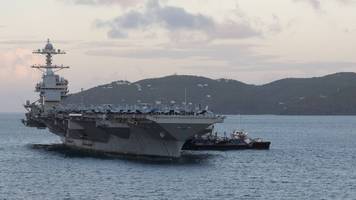 Auf dem US-Flugzeugträger wütete stundenlang ein Feuer, berichten Seeleute