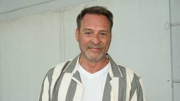 Unter uns-Star Kai Noll durch Tumor fast erblindet: Enorme Sorgen