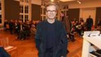 Berliner Verwaltung: Matthias Matschke im Bürgeramt: Ich dreh' komplett durch!