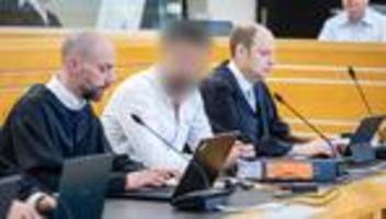 Korruptionsprozess: Staatsanwalt vor Gericht - Anklage fordert jahrelange Strafe