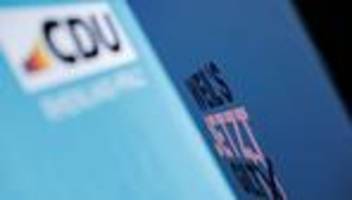 Kriminalität: Polizeieinsatz vor CDU-Geschäftsstelle in Bullay