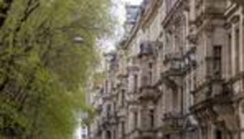 Wohnen: Immobilien: Haus und Wohnung teurer, Grundstücke billiger