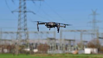 Berlin soll Schutzschirm gegen Drohnenangriffe bekommen – Lagezentrum in Tempelhof?