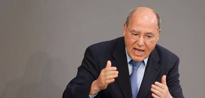 die linke: partei-ikone gysi reagiert auf interne kritik