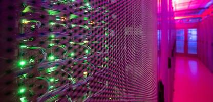 frankfurt am main: stromknappheit bremst ausbau von rechenzentren