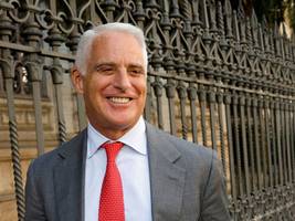 unicredit-chef: er spielt mit der bundesregierung und der commerzbank