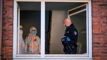 leiche auf der uhlenhorst gefunden – geruch bereits im treppenhaus wahrnehmbar
