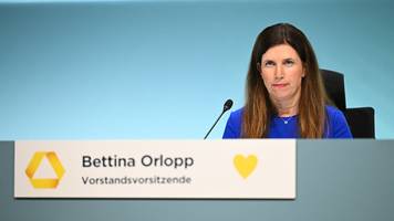 Commerzbank-CEO zeigt sich von UniCredit-Offerte unbeeindruckt