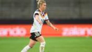 fußball: fc bayern verlängert mit nationalspielerin dallmann