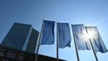 Zinsentscheid: EZB hält Zinsen trotz Inflationsgefahren stabil