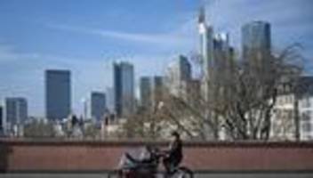 Fahrradfahren: Frühling lockt aufs Rad – Andrang in Werkstätten steigt