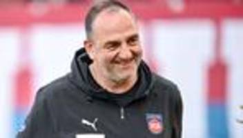 Fußball-Bundesliga: Schmidt bleibt auch bei Abstieg Heidenheim-Trainer