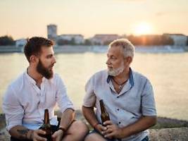 Forscher finden Biomarker: Woran man sein wahres Alter erkennen könnte