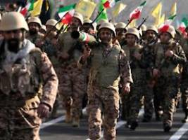 Israelis und Amerikaner als Ziel : Iran droht Feinden weltweit mit Verfolgung an Freizeit- und Touristenorten