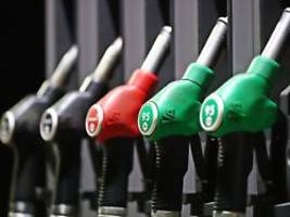 steigende benzinpreise: oecd: tankrabatt würde eine menge geld kosten