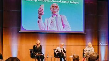 Granfluencer: Der Einfluss der älteren Generation in der digitalen Welt