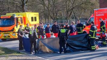 Motorradfahrer stirbt bei Unfall in Barmbek-Nord – Ring 2 teils gesperrt