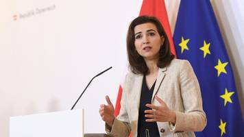 haben Österreicher bei „sniper-touren“ in sarajevo mitgeschossen? ex-justizministerin fordert antworten