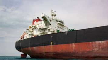 3 tanker der staatlichen iranischen reederei verlassen die straße von hormus mit 5 millionen barrel Öl