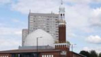 aston in birmingham: mitten in birmingham