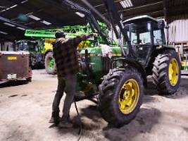 Milch, Mais, Dünger und Stahl: Wie der Iran-Krieg Wirtschaft und Verbraucher trifft