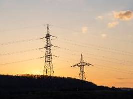 risiko auch für bestandskunden: strompreise für neukunden steigen durch iran-krieg