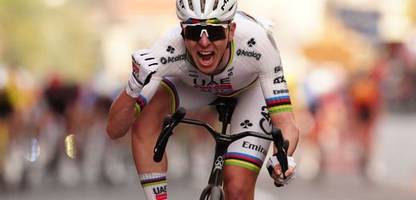 Mailand-Sanremo: Tadej Pogačar triumphiert erstmals beim Radsport-Klassiker