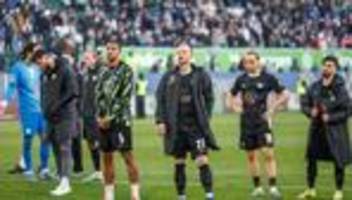 Fußball-Bundesliga: Wolfsburg-Abstieg naht: Aufrappeln, aufstehen, ranrobben